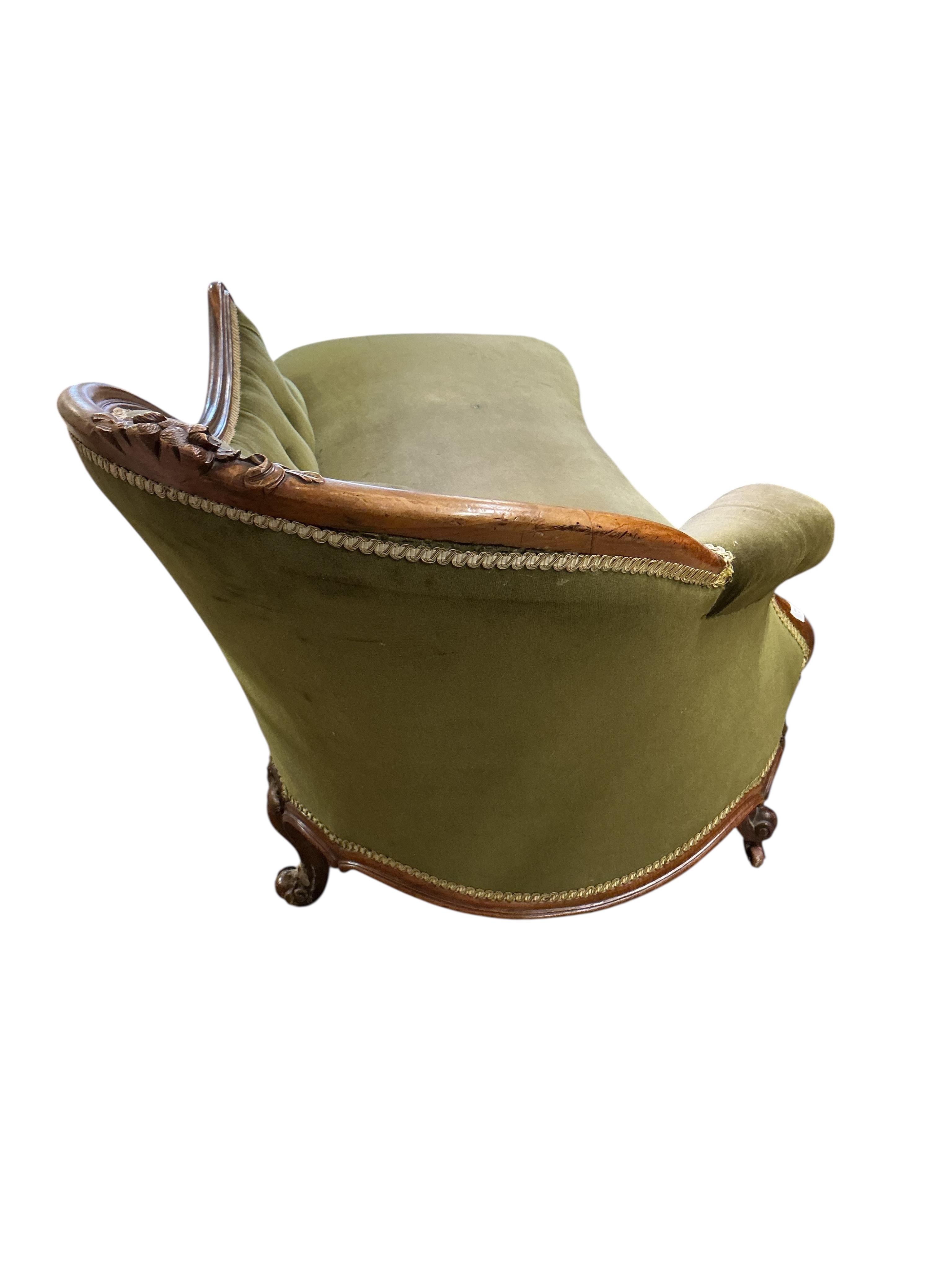 A Victorian upholstered mahogany chaise longue, width 184cm, depth 80cm, height 80cm